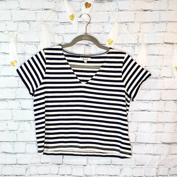 Madewell Black and White Stripe V-Neck T-shirt size Small **NEW** - Picture 2 of 2
